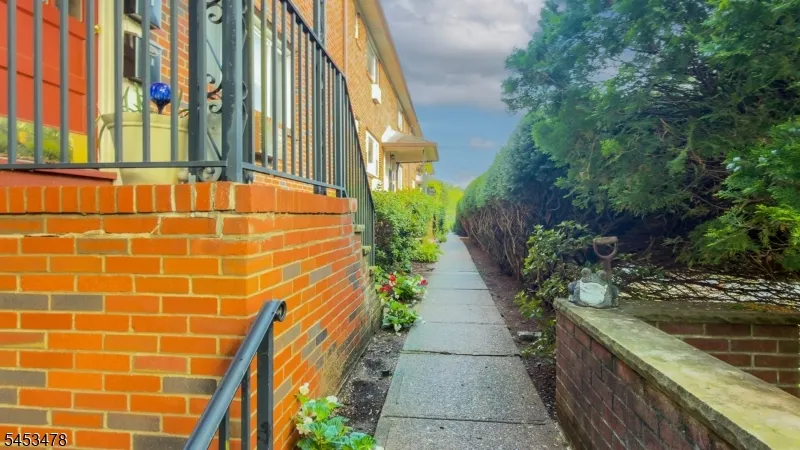 37 Espy Rd #6B Unit 6B Caldwell, NJ 07006