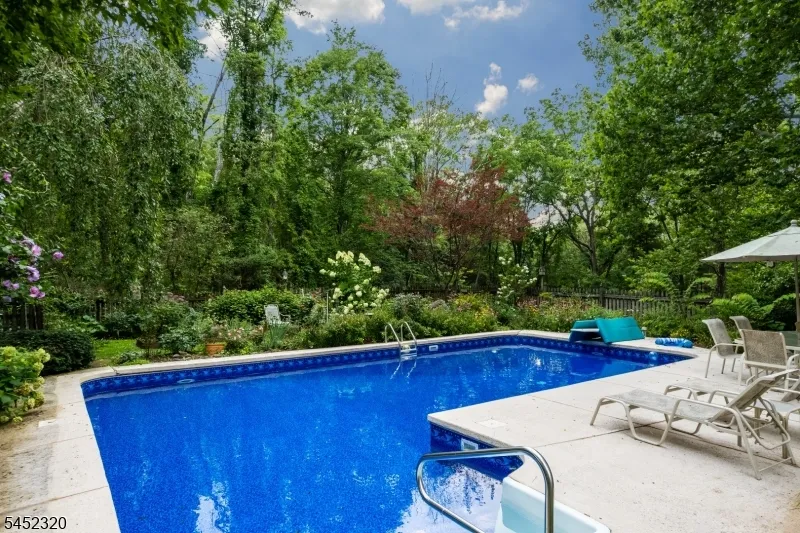 85 Old Turnpike Rd Washington, NJ 07865
