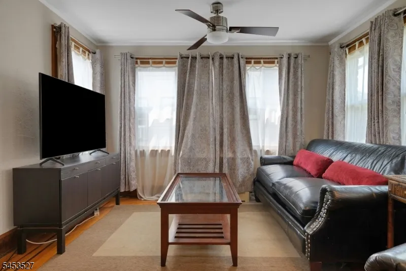 17 Ferncliff Rd Bloomfield, NJ 07003