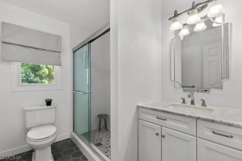 51 Diana Dr South Plainfield, NJ 07080