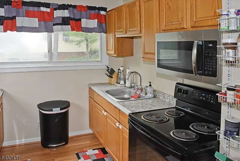 117 Vermont Trl Hopatcong, NJ 07843
