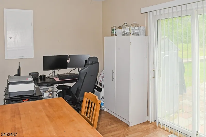 117 Vermont Trl Hopatcong, NJ 07843