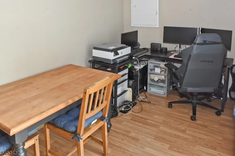 117 Vermont Trl Hopatcong, NJ 07843