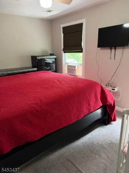 117 Vermont Trl Hopatcong, NJ 07843