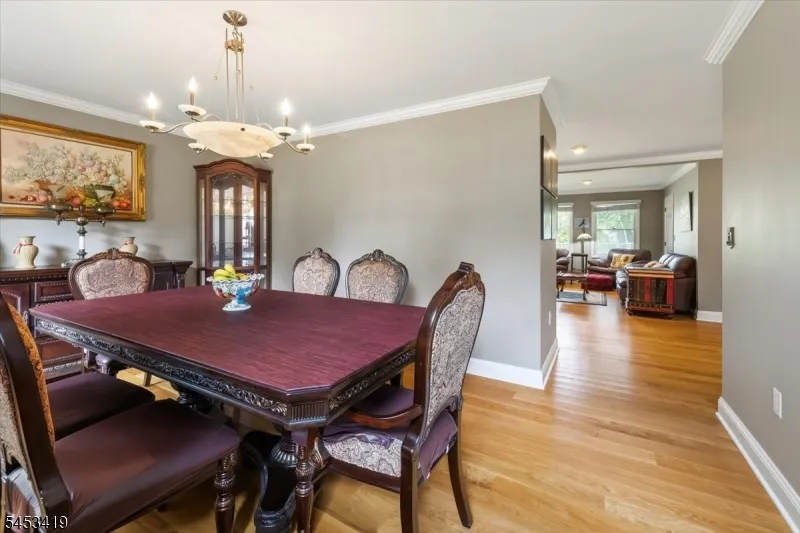 30 Beverly Rd Glen Rock, NJ 07452