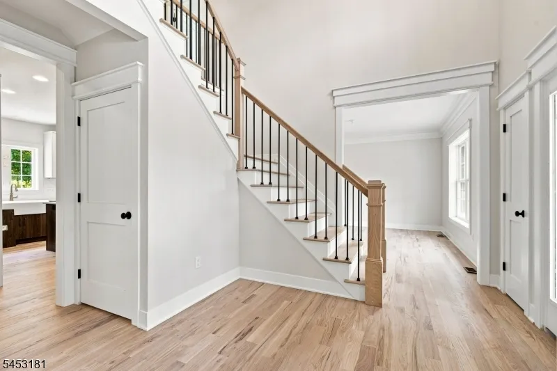 4 Highland Meadows Road Pohatcong, NJ 08865