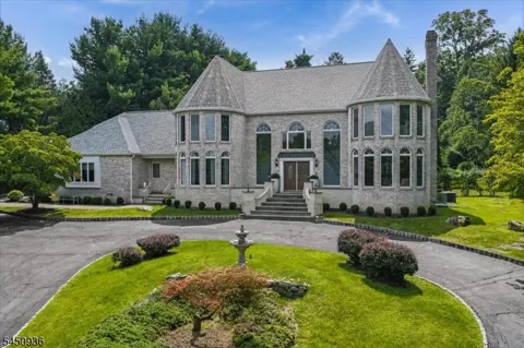 42 Lambert Dr