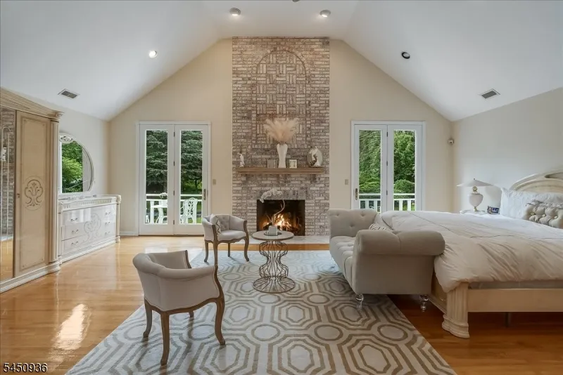 42 Lambert Dr Sparta, NJ 07871