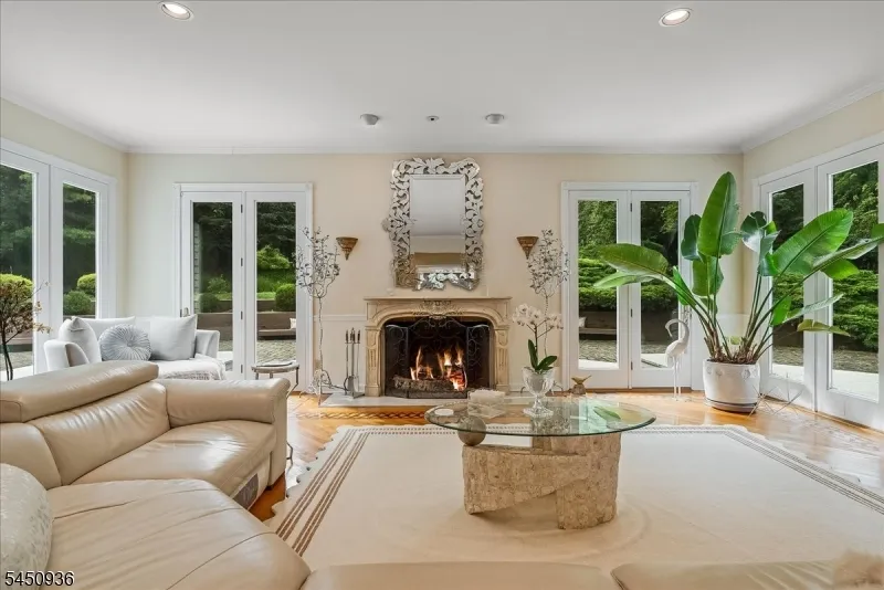 42 Lambert Dr Sparta, NJ 07871