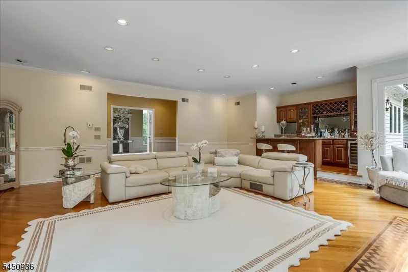 42 Lambert Dr Sparta, NJ 07871