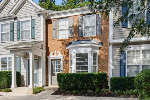 1610 Brook Fern Way