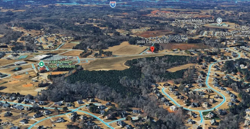 9484 Cleveland Road Clayton, NC 27520