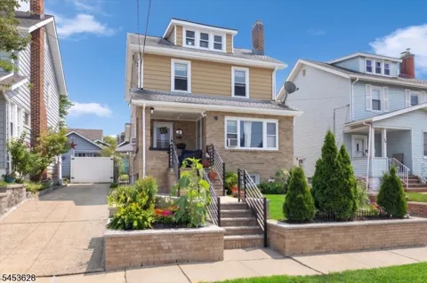 18 Newell Pl