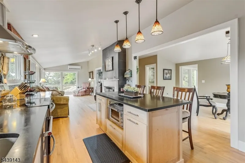 17 Cedar Falls Ter Sparta, NJ 07871