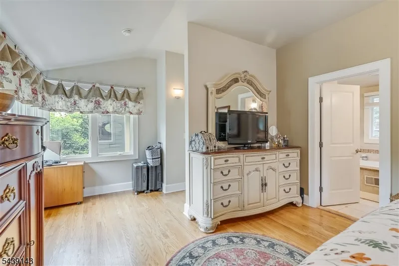 17 Cedar Falls Ter Sparta, NJ 07871