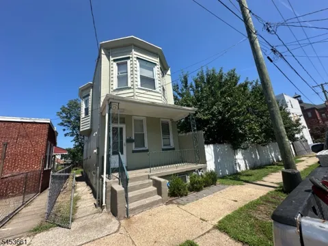 139 S Sussex St