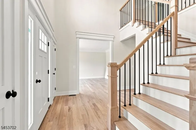 6 Highland Meadows Road Pohatcong, NJ 08865