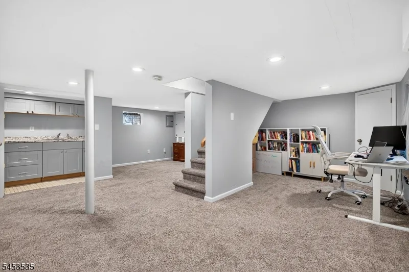1 Perry Pl Springfield, NJ 07081
