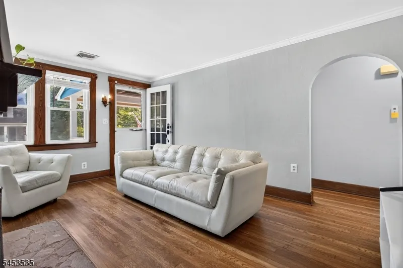 1 Perry Pl Springfield, NJ 07081