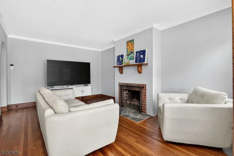 1 Perry Pl Springfield, NJ 07081