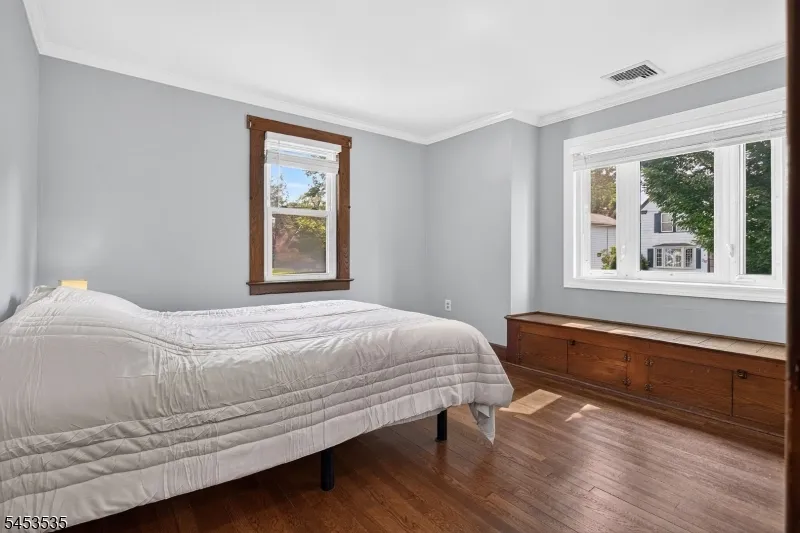 1 Perry Pl Springfield, NJ 07081