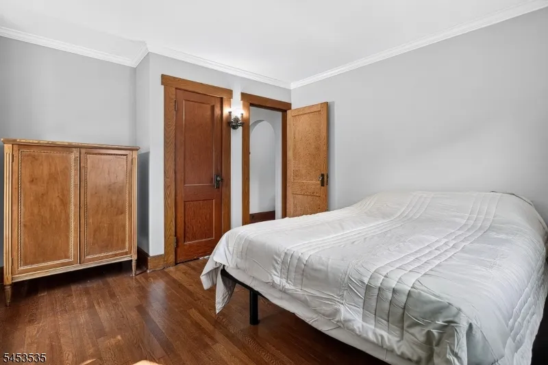 1 Perry Pl Springfield, NJ 07081
