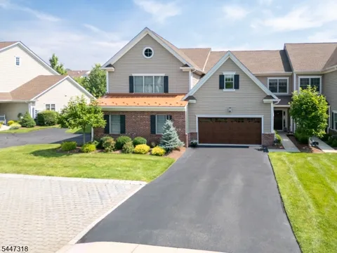 30 Whitney Farm Pl