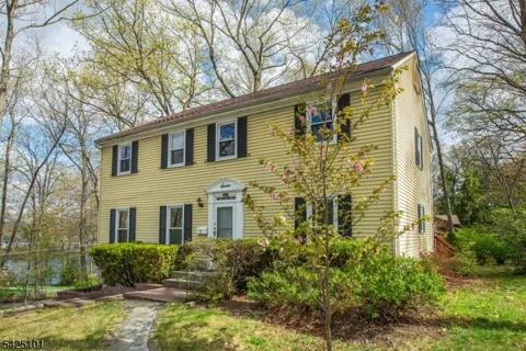 7 Fernwood Trl