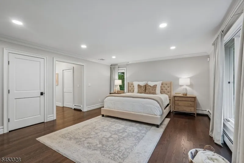 662 Juniper Pl Franklin Lakes, NJ 07417