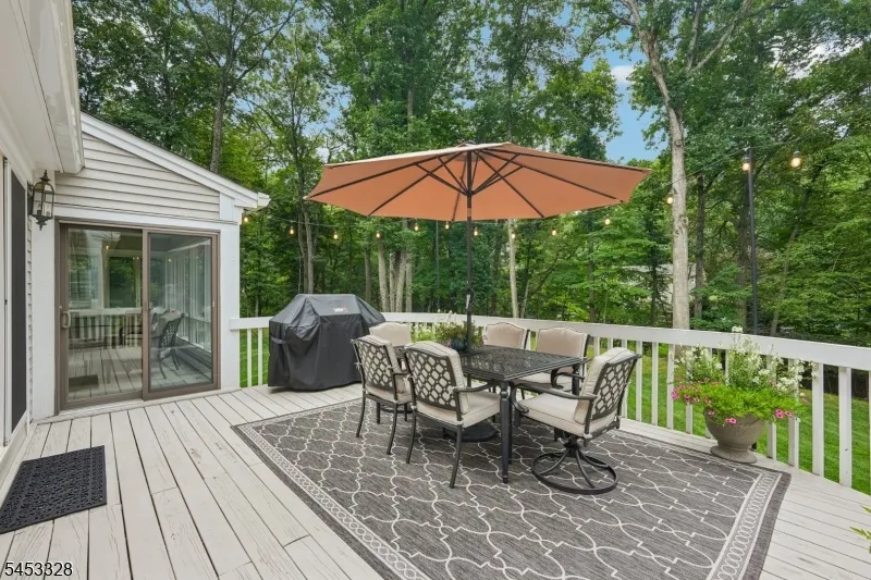 662 Juniper Pl Franklin Lakes, NJ 07417