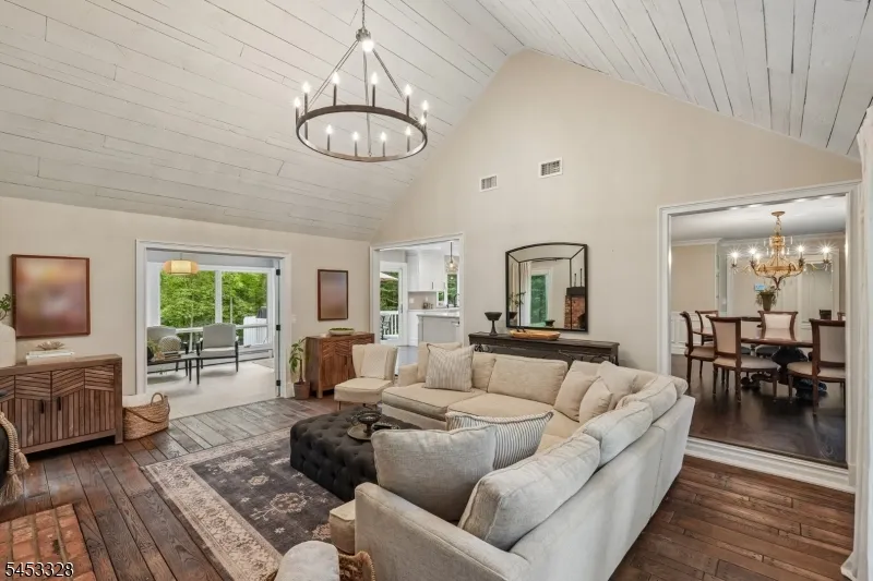 662 Juniper Pl Franklin Lakes, NJ 07417