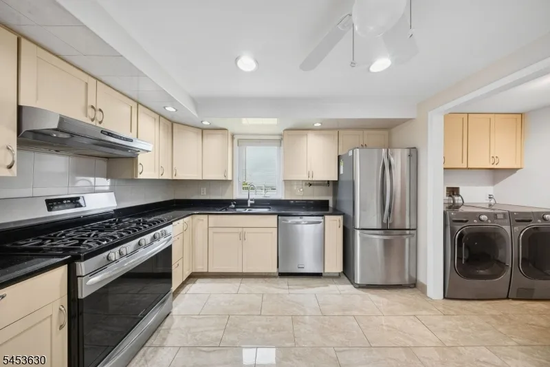 940 E Lincoln Ave Piscataway, NJ 08854