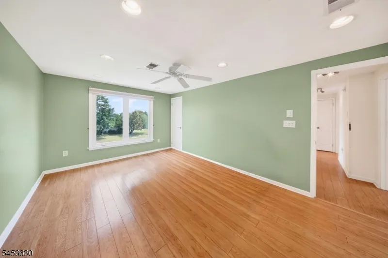 940 E Lincoln Ave Piscataway, NJ 08854
