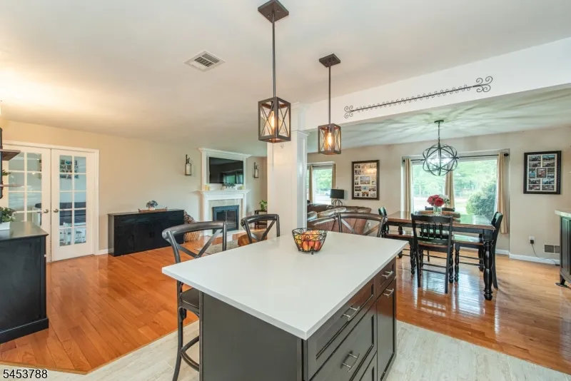 3 Freedom Ct Montville, NJ 07045