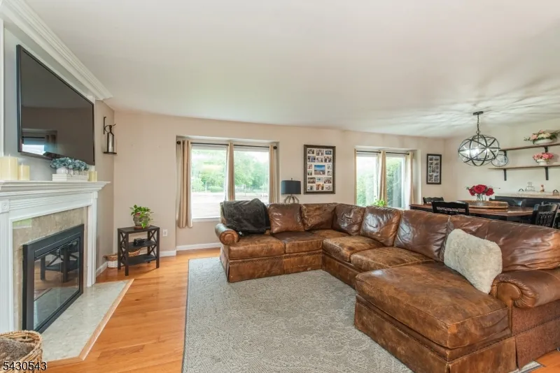 3 Freedom Ct Montville, NJ 07045