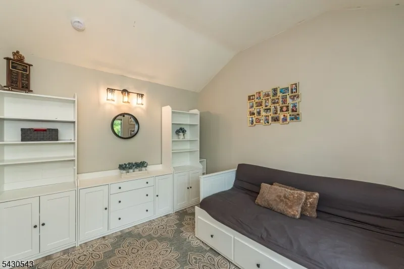 3 Freedom Ct Montville, NJ 07045