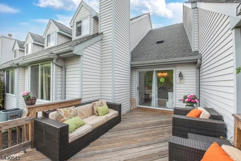3 Freedom Ct Montville, NJ 07045