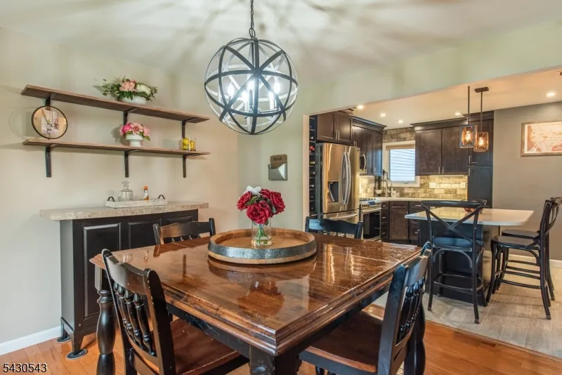 3 Freedom Ct Montville, NJ 07045