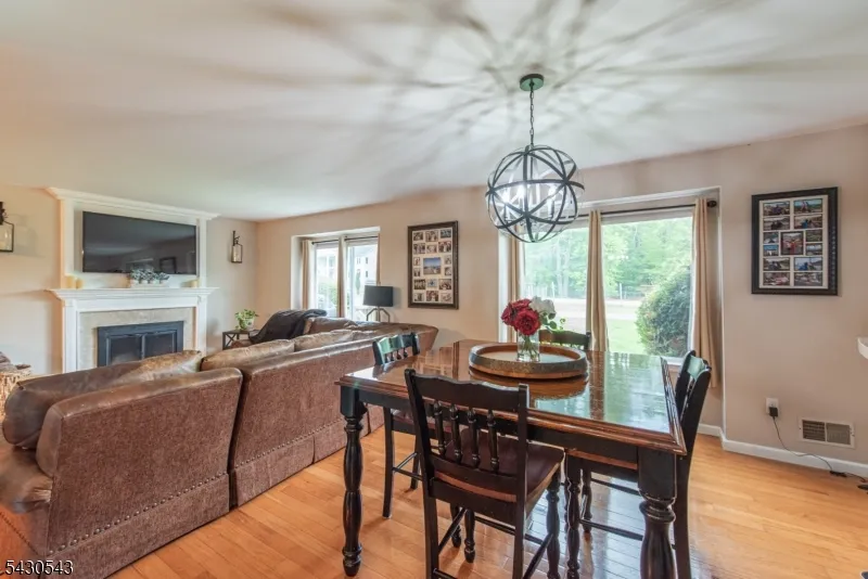 3 Freedom Ct Montville, NJ 07045