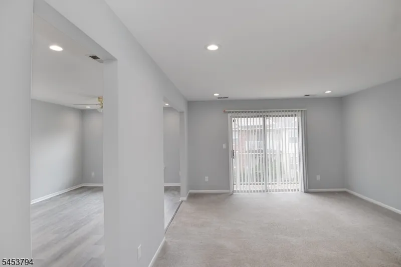 8 Millie Ln #8 Unit 8 East Hanover, NJ 07936
