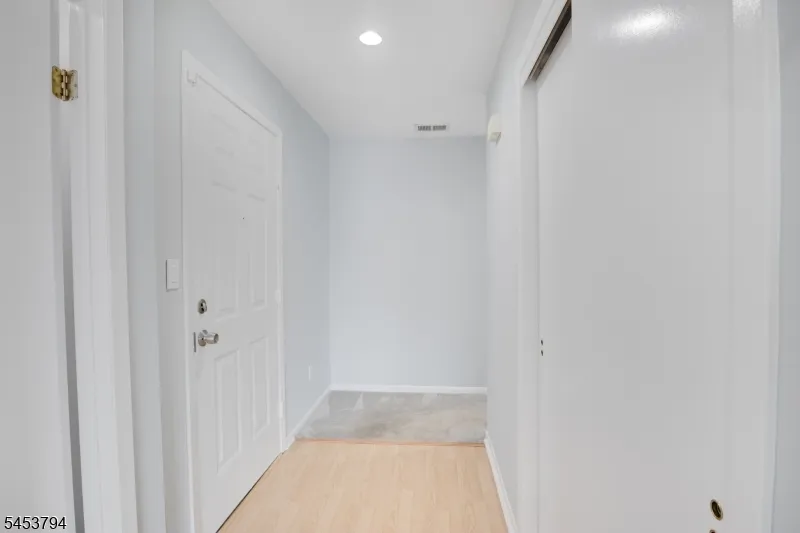 8 Millie Ln #8 Unit 8 East Hanover, NJ 07936