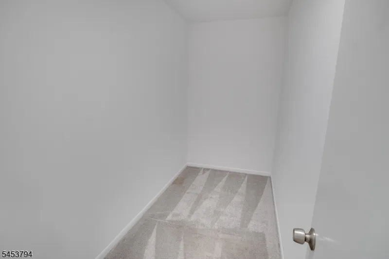8 Millie Ln #8 Unit 8 East Hanover, NJ 07936