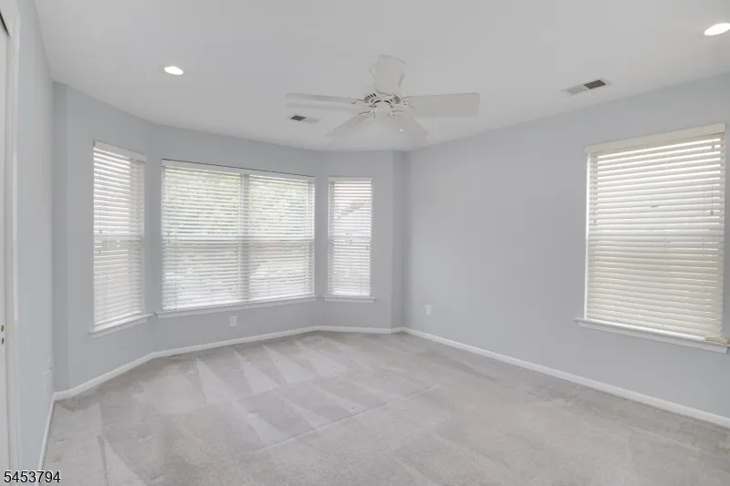 8 Millie Ln #8 Unit 8 East Hanover, NJ 07936