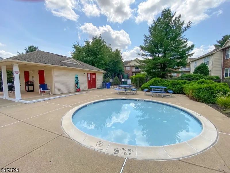 8 Millie Ln #8 Unit 8 East Hanover, NJ 07936