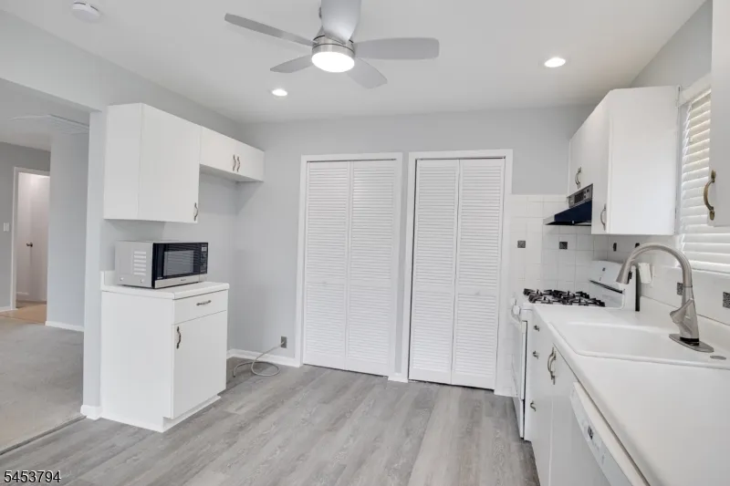 8 Millie Ln #8 Unit 8 East Hanover, NJ 07936