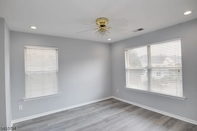 8 Millie Ln #8 Unit 8 East Hanover, NJ 07936