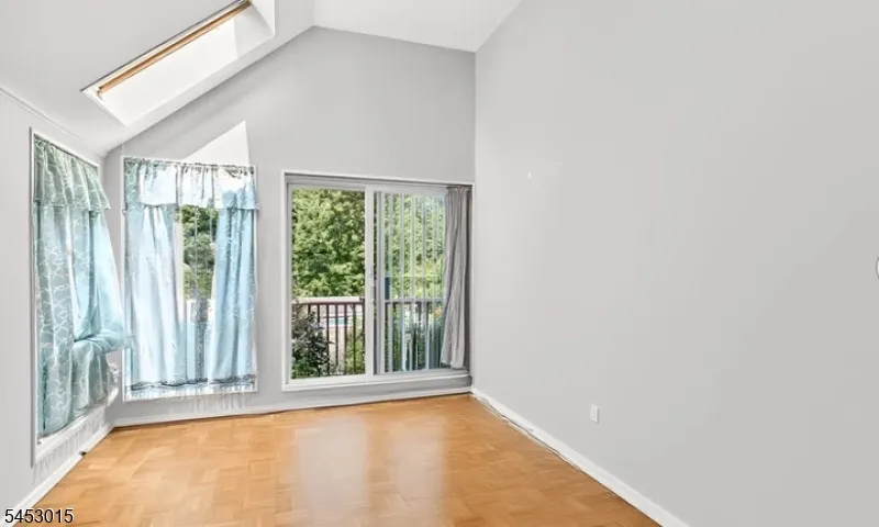 504 W Broad St Westfield Town, NJ 07090