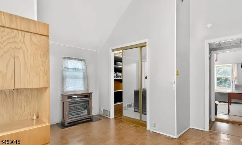 504 W Broad St Westfield Town, NJ 07090