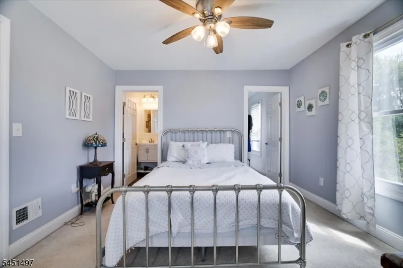 33 State St Washington, NJ 07882