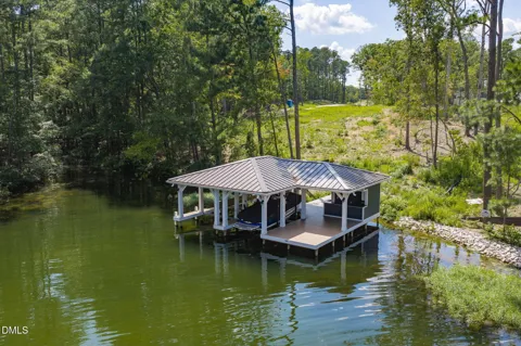 140 Serenity Point